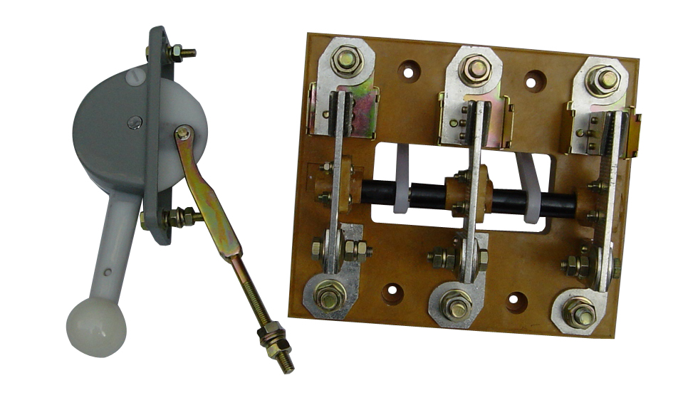 旋转式刀开关 HD13BX-200/31 在电气领域中的工艺与礼品应用